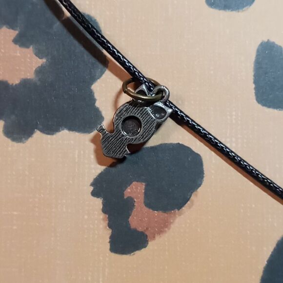 Owl necklace - Picture 4 of 4